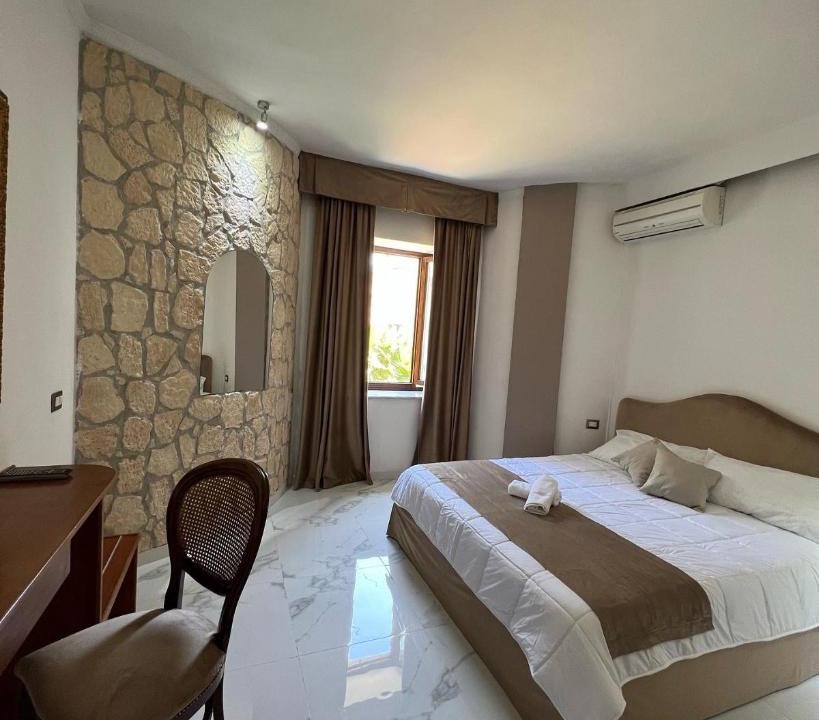 Bacoli Hotel | Villa Edelweiss