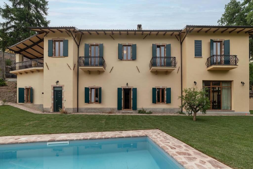 Sant'Anatolia di Narco Villa | Villa Gina Umbria Luxury Retreat