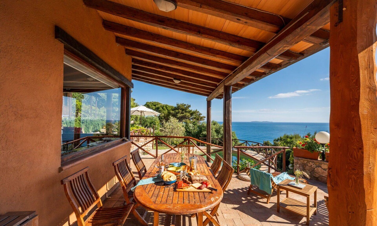 Monte Argentario Villa | Villa in Monte Argentario with 5 bedrooms sleeps 9