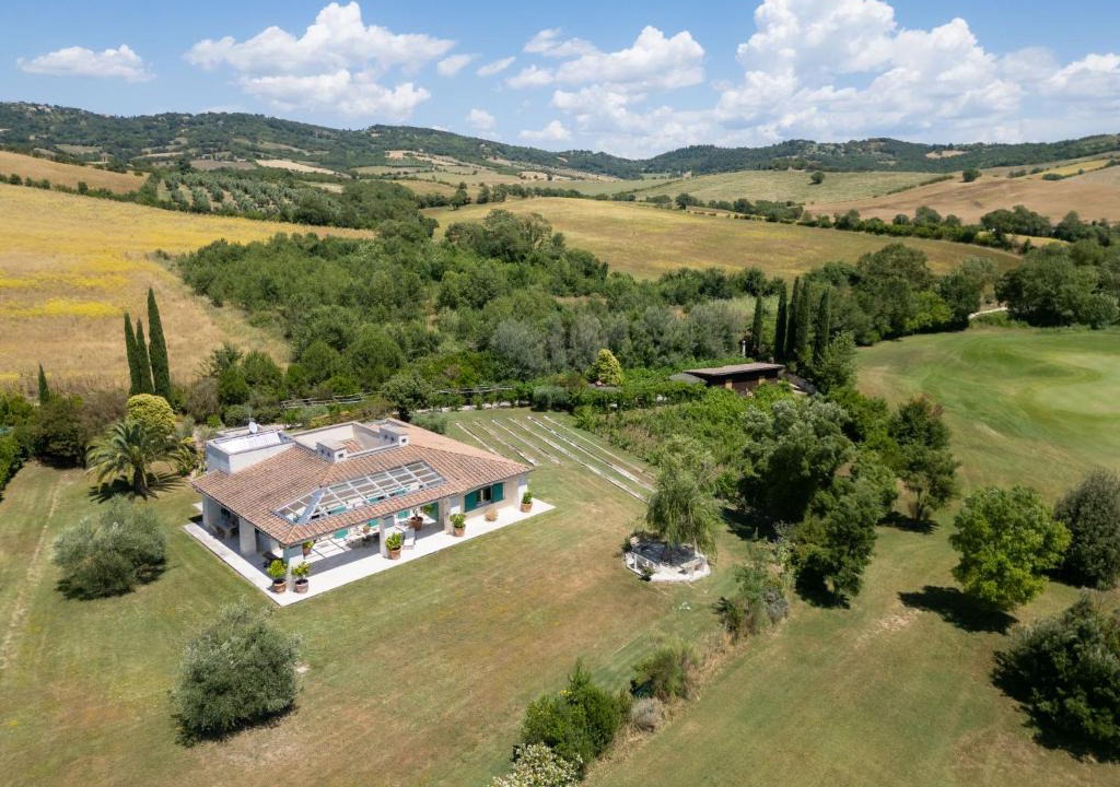 Saturnia Villa | Villa La Sorgente by Interhome