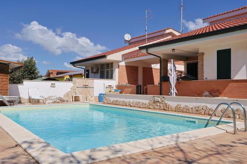 Ardea Apartment | Villa Lella - Pantheon basement apartment, shared swimming pool 5 minutes from the sea, suitable for families or groups for complete relaxation