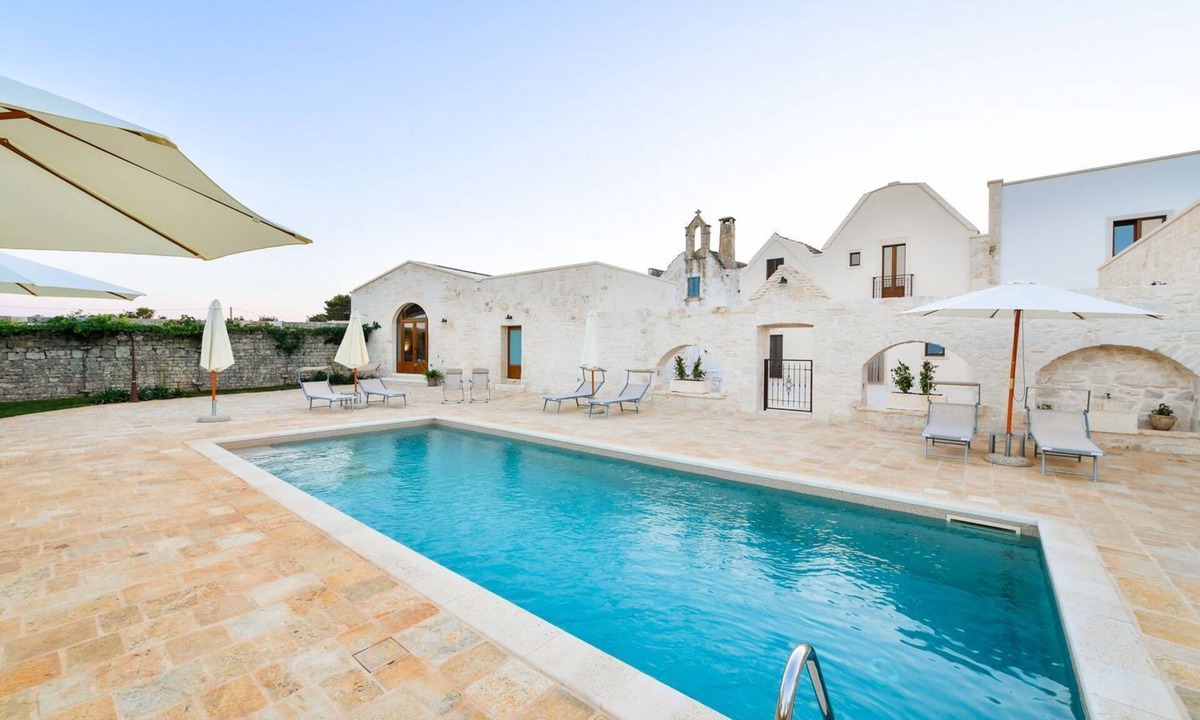 Martina Franca Villa | Villa Lumare - Five Bedroom Villa, Sleeps 9