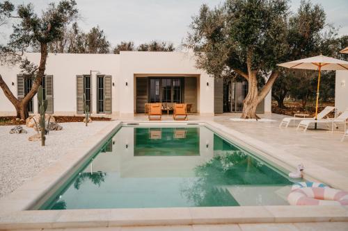 San Vito dei Normanni Villa | Villa Normanni Exclusive villa and guesthouse with pool