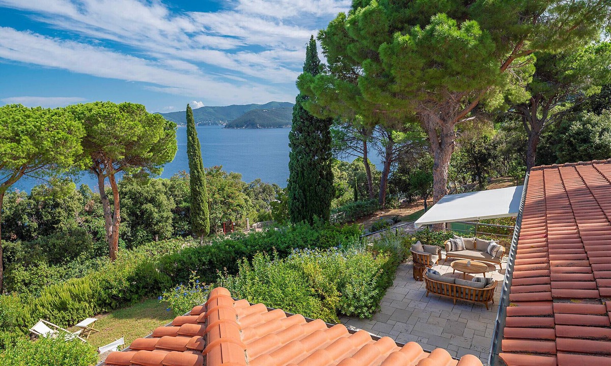 Bagno-Sprizze Villa | Villa Ondina Elba Island near the sea