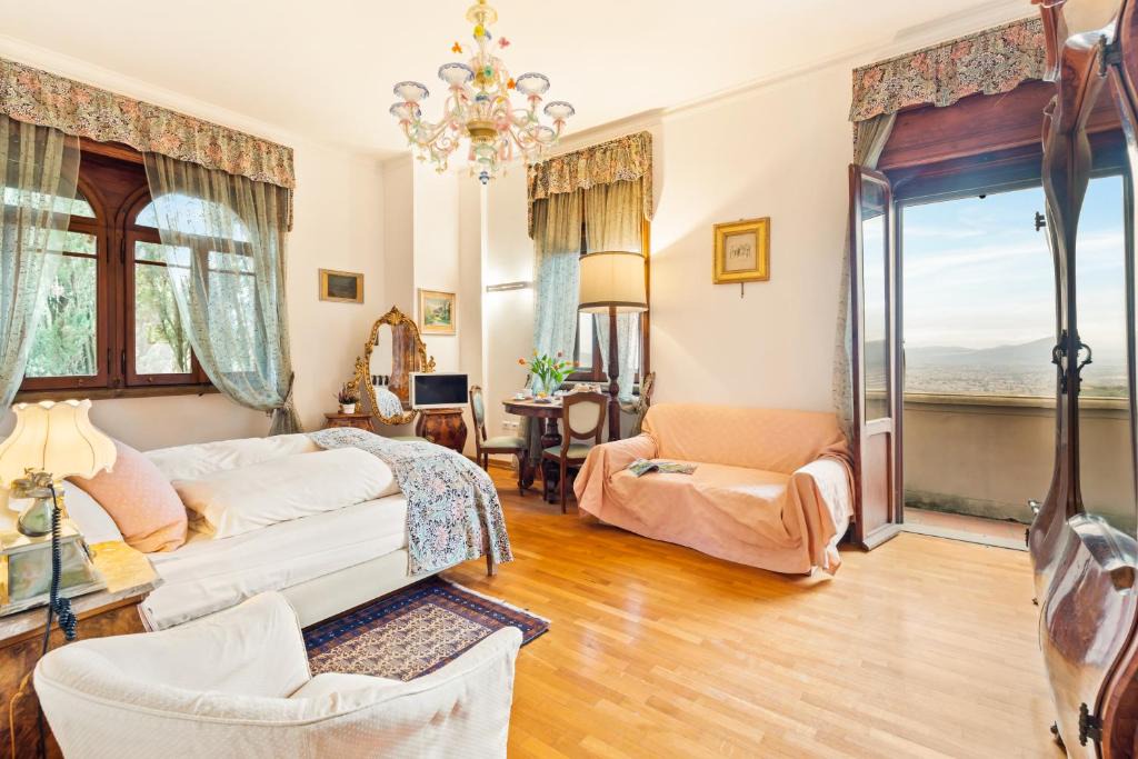 Pietrauta Hotel | Villa Pambuffetti