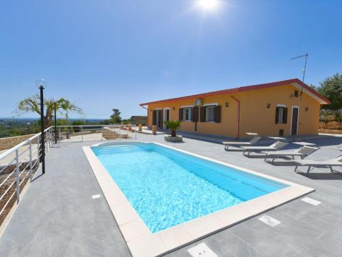Floridia Villa | Villa Panorama by Interhome