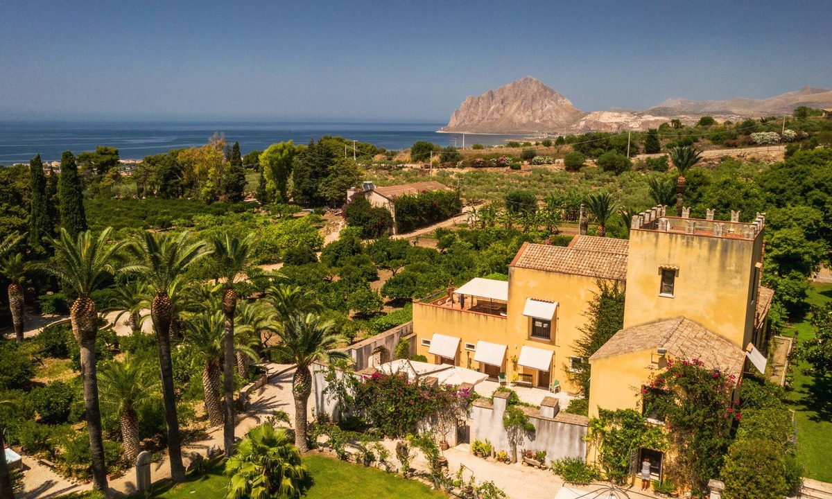 Valderice Bed & Breakfast | Villa Pilati Bed and Breakfast