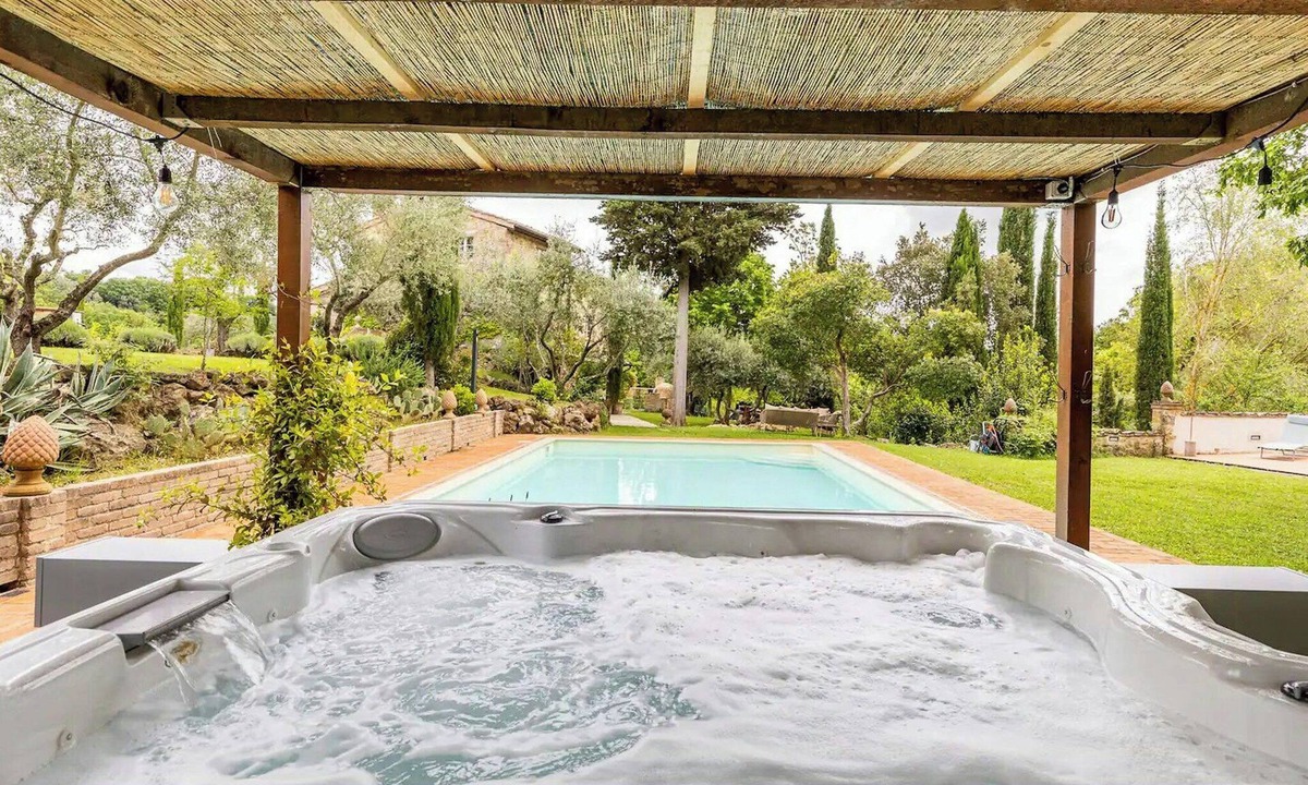Montepulciano House | Villa with annex among Vino Nobile vineyards