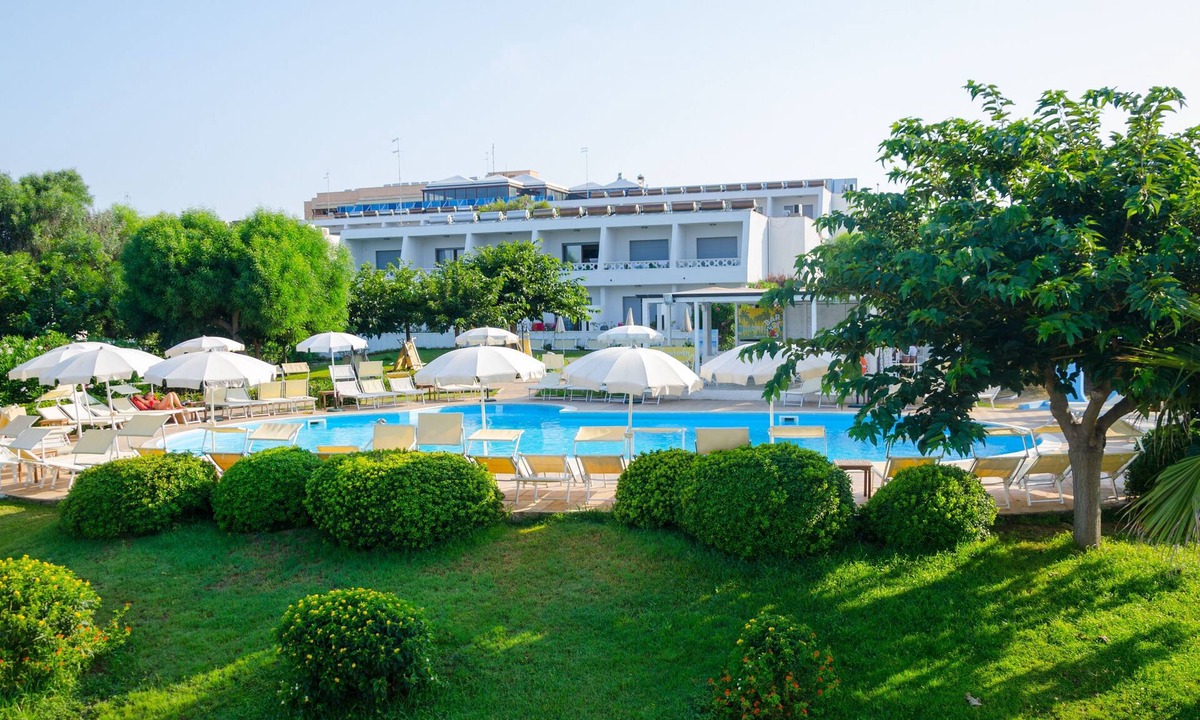 Torricella Hotel | Villaggio Club Eden