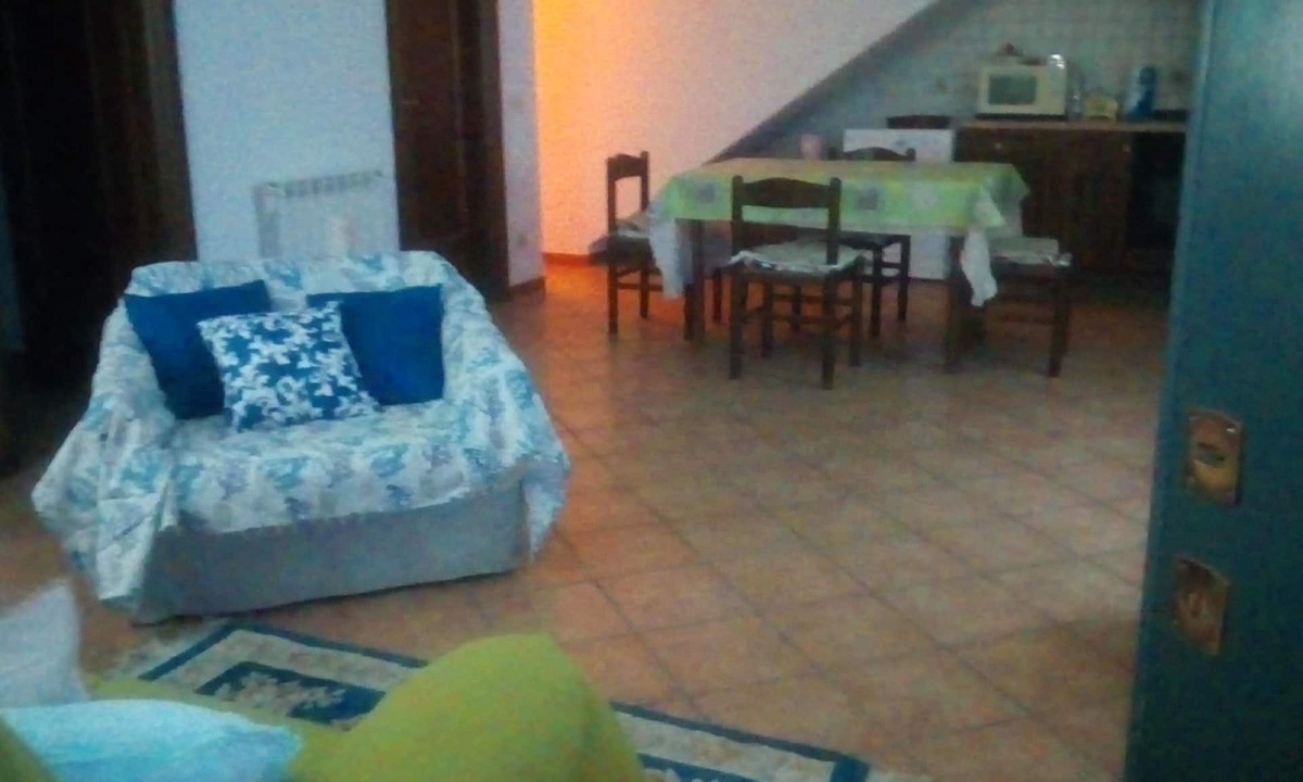 Albano Laziale Villa | VILLINO A SCHIERA CASTELLI ROMANI