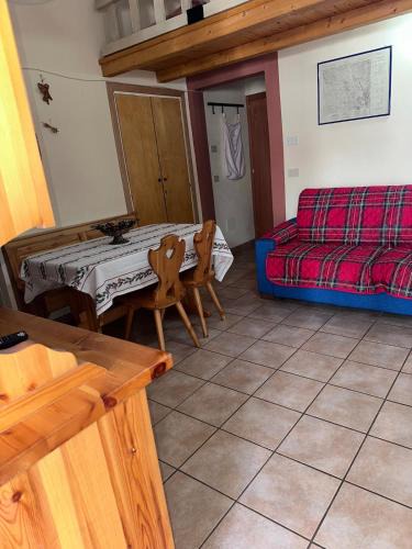 Ovindoli Apartment | Warm apartment in the heart of Ovindoli