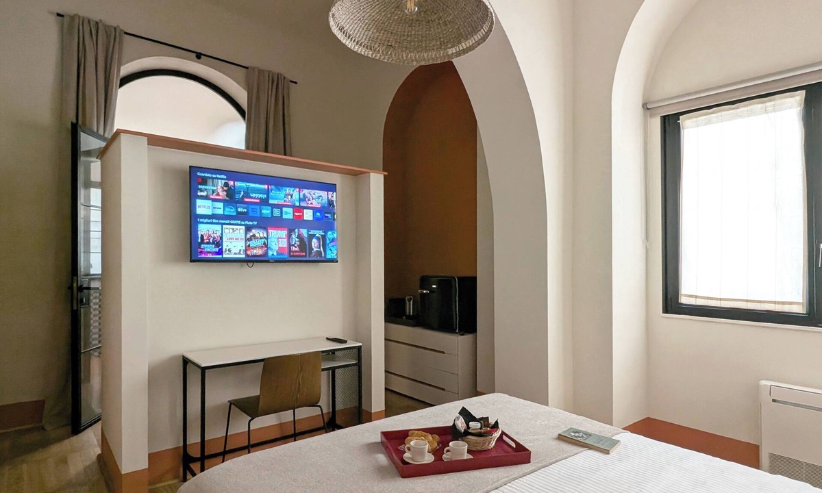 Testaccio House | Welcome to La Corte Dei Panni B&B, located in the heart of Rome.
