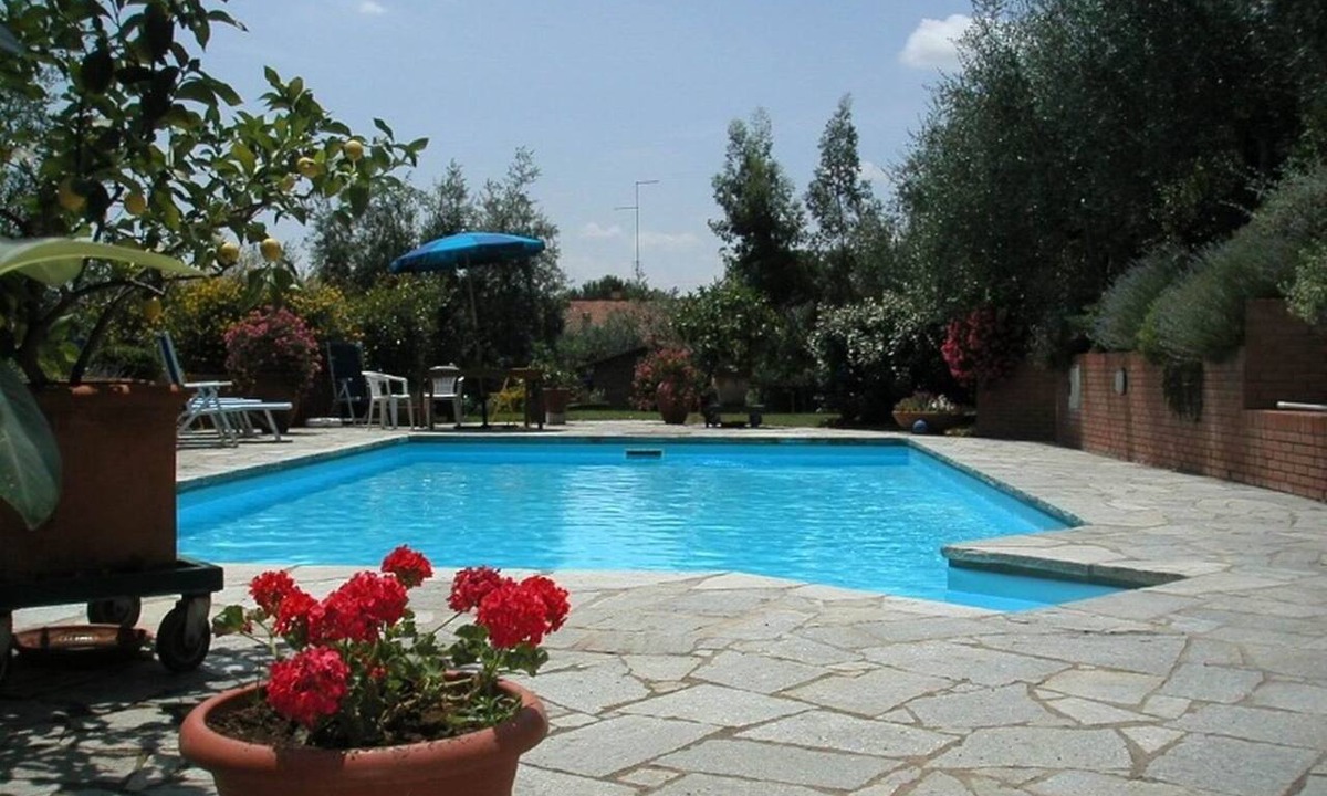 Lucignano Apartment | Wohnung 'Giulia 6' mit Pool by Interhome