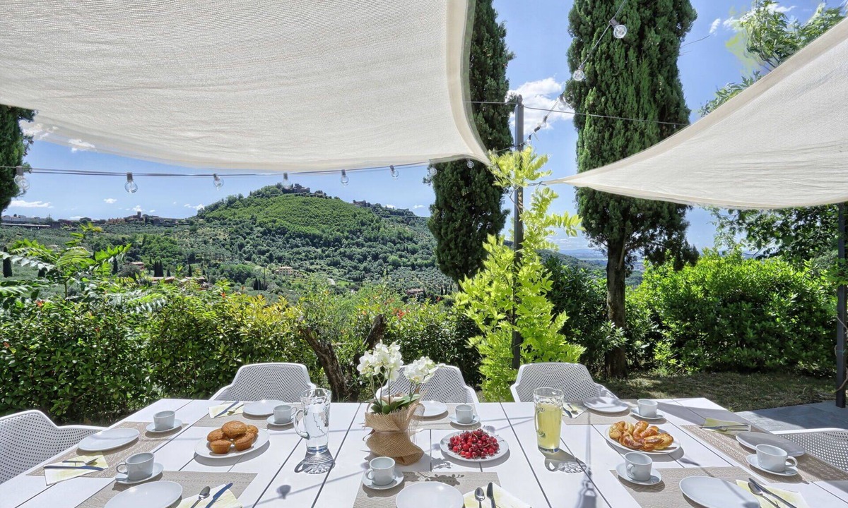 Margine Coperta-Traversagna Villa | Wonderful private villa for 12 people with A/C, WIFI, private pool