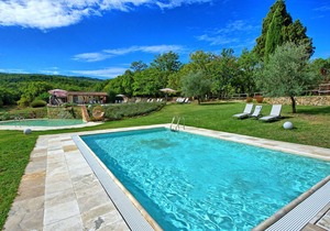 Apartment ∙ 2 bedrooms ∙ 4 guests in Casole d'Elsa