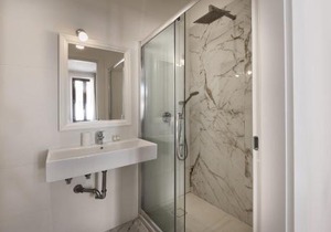 Colosseo Guest House