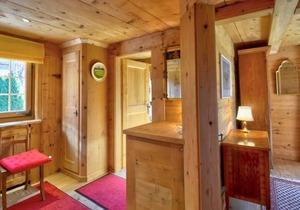 Romantic Chalet Ideal for Couples in Rougemont