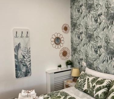 Fiumicino Apartment | 10min Airport Vista Mare Free Netflix Sunset Suite