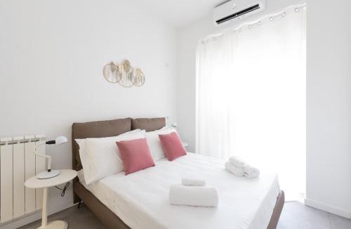 Tuscolano Apartment | 15 minutes from City Center & Metro 2 minutes