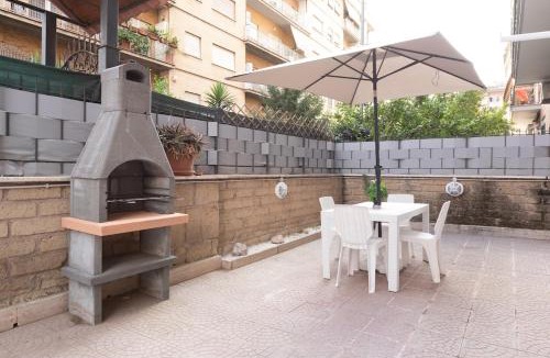 Tuscolano Apartment | 15 minutes from City Center & Metro 2 minutes