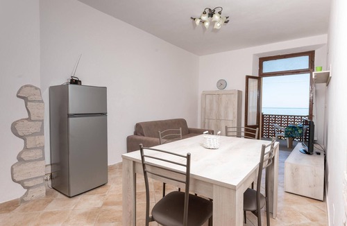 Giannella Apartment | 2 bedroom awesome apartment in Giannella