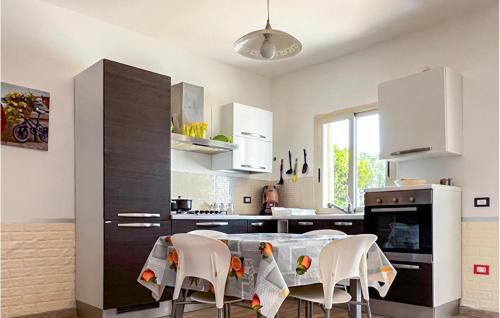Casuzze House | 2 Bedroom Cozy Home In Santa Croce Camerina