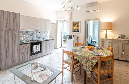 Laureana Cilento Apartment | 2 bedroom gorgeous apartment in Laureana Cilento