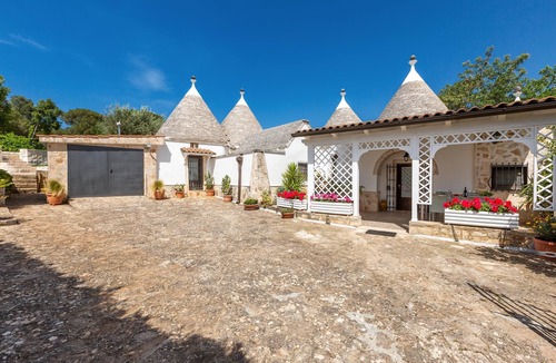 Noci House | 2061 Villa Trulli Natura