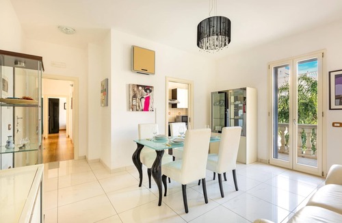 Il Monte Apartment | 2122 Appartamento Corso Italia II by Barbarhouse