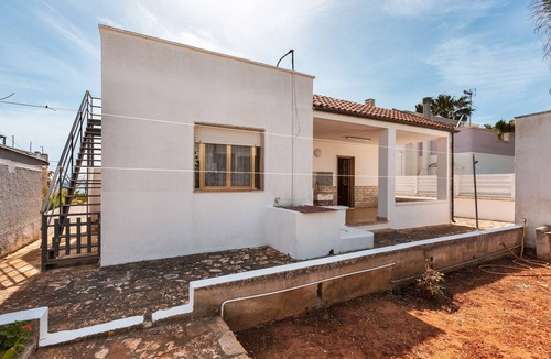 Posto Rosso House | 2330 Villetta Marilena