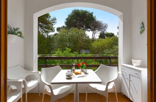 Acaya Apartment | 2847 Appartamento Biancaluna by BarbarHouse