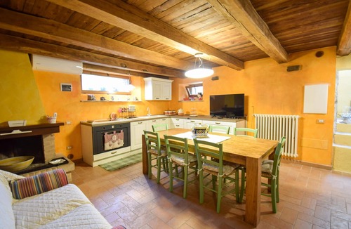 Baiano House | 3 bedroom awesome home in Porzano
