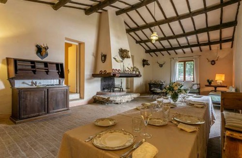 Ischia di Castro House | 3 bedroom accommodation in Ischia di Castro -VT-