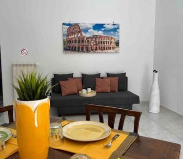 Garbatella House | 3 FERMATE DAL COLOSSEO - Casa Vacanze Elena - 50 m da METRO GARBATELLA