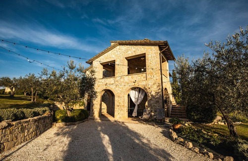 Collazzone Villa | 300 m² Villa ∙ 5 bedrooms ∙ 11 guests
