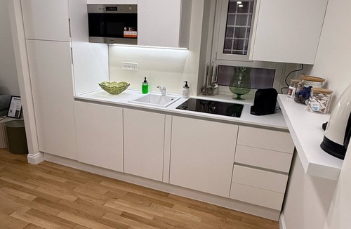 Rione IV Campo Marzio Apartment | 300MT FROM PIAZZA DI SPAGNA IN ROME - BEAUTIFUL VACATION HOME UP TO 6 PEOPLE