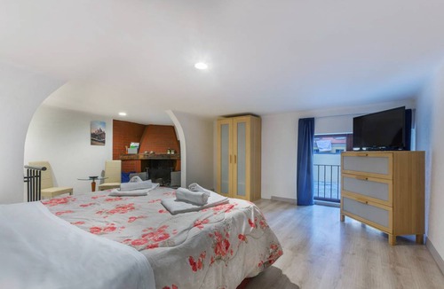 Bolognina Apartment | 35 m² Apartment ∙ 1 bedroom ∙ 2 guests