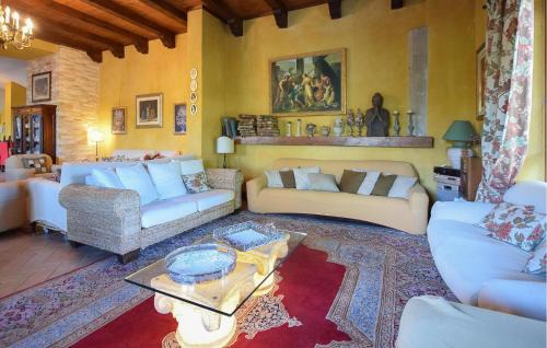 Lucera House | 4 Bedroom Cozy Home In Lucera
