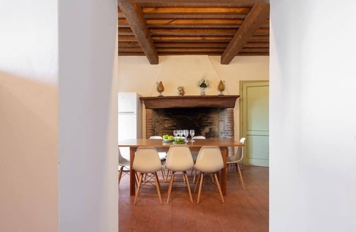 Castiglione del Lago Apartment | 4 bedroom Umbria apartment