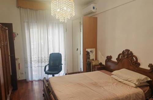 Universita Apartment | 5 metro stop to colosseo