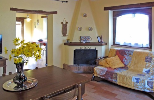 Fratta Apartment | A Casa di Nadia by Interhome