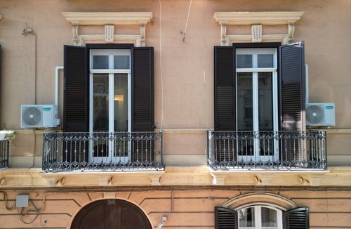 Taranto Apartment | A comfortable and bright 40 square meters apartment, perfect for two people, located on the first floor of a building without an elevator.The property is situated in a central area, making it an ideal base for your stay in Taranto: Piazza Maria Immacolat