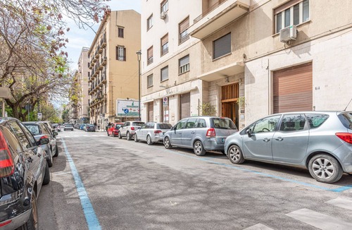 Ruggero Settimo Apartment | A due passi da Villa Trabia by Wonderful Italy