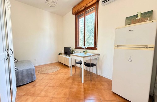 Buon Pastore-Sant'Agnese-San Damaso House | A practical and welcoming 24-square-meter studio apartment, perfect for two people, located on the first floor of a building without an elevator.The property is situated just a short distance from the Modena Policlinico and is well-connected to the city