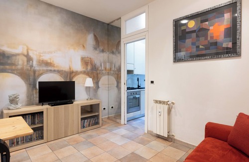 San Giovanni Apartment | A vacation to the Latin walls!