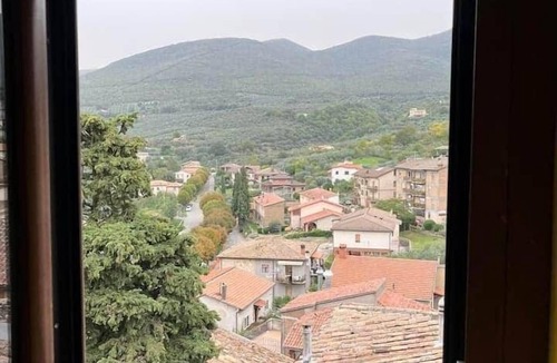 Montecchio Apartment | A Yellow Primrose in the hamlet