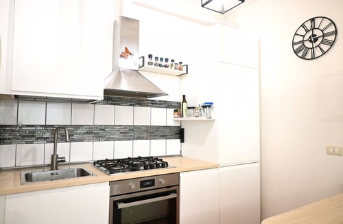 Ancona Apartment | A46 - Ancona, three-room apartment with shared courtyard