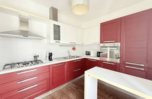 Palombina Nuova Apartment | A53 – Ancona, two-bedroom apartment with private parking and air conditioning