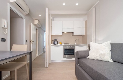 Dorsoduro Apartment | Accademia Cozy Apartment R&R