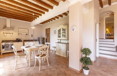 Ficulle Apartment | Acetaie Apartment with Shared Pool for 4 | Relax in Nature, Ficulle, Italy
